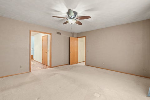 Tiny photo for 902 Idaho Avenue, Davenport, IA 52804 (MLS # 12730592)