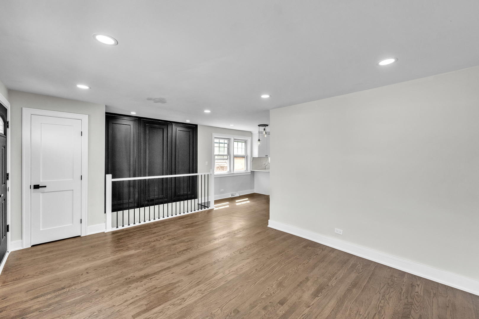 5331 W 53rd Place