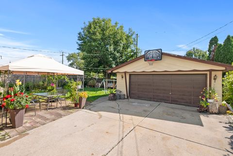 Tiny photo for 8907 Saratoga Drive, Bridgeview, IL 60455 (MLS # 12480115)