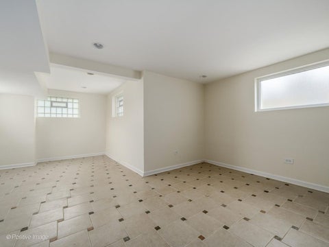 Tiny photo for 5002 N Central Park Avenue, Chicago, IL 60625 (MLS # 12664054)