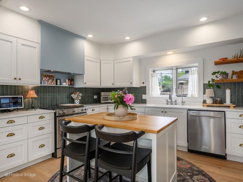 Tiny photo for 5002 N Central Park Avenue, Chicago, IL 60625 (MLS # 12664054)
