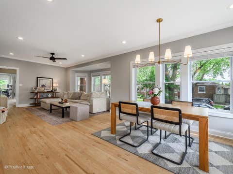 Tiny photo for 5002 N Central Park Avenue, Chicago, IL 60625 (MLS # 12664054)