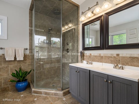 Tiny photo for 5002 N Central Park Avenue, Chicago, IL 60625 (MLS # 12664054)