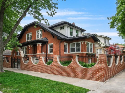 Tiny photo for 5002 N Central Park Avenue, Chicago, IL 60625 (MLS # 12664054)