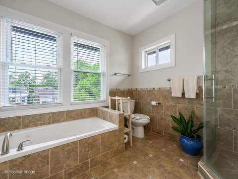 Tiny photo for 5002 N Central Park Avenue, Chicago, IL 60625 (MLS # 12664054)