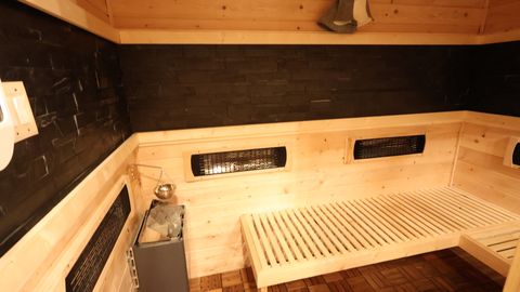 Tiny photo for 2221 Donegal Drive, Darien, IL 60561 (MLS # 12525028)