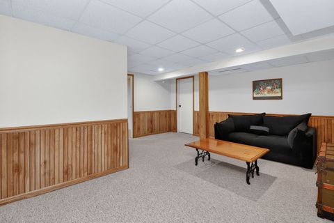 Tiny photo for 1015 N Auburn Woods Drive, Palatine, IL 60067 (MLS # 12620830)