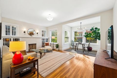 Tiny photo for 4421 N Beacon Street #3S, Chicago, IL 60640 (MLS # 12500425)