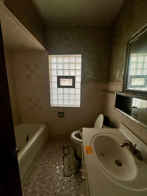 Tiny photo for 5435 W MELROSE Street, Chicago, IL 60641 (MLS # 12492059)