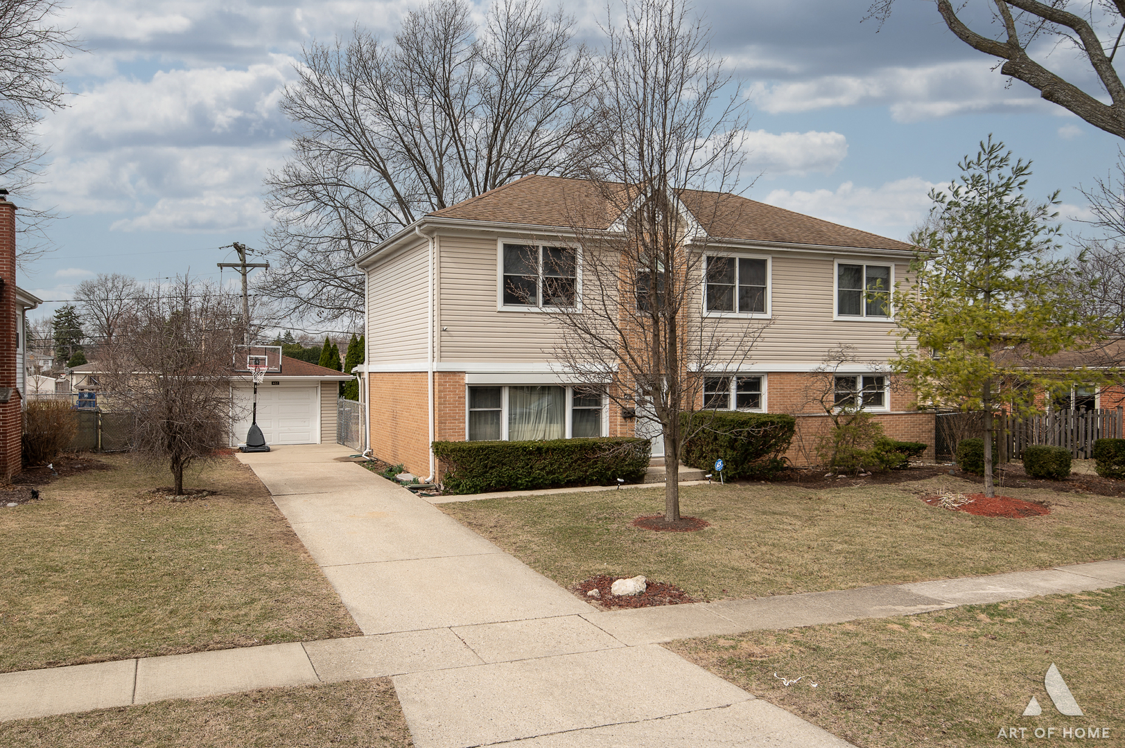 402 Hatlen Avenue