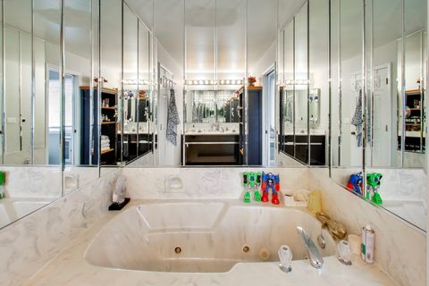 Tiny photo for 654 Picardy Circle, Northbrook, IL 60062 (MLS # 12621562)