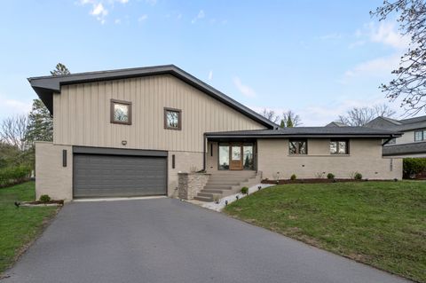 Photo of 3492 Whirlaway Drive, Northbrook, IL 60062 (MLS # 12611603)