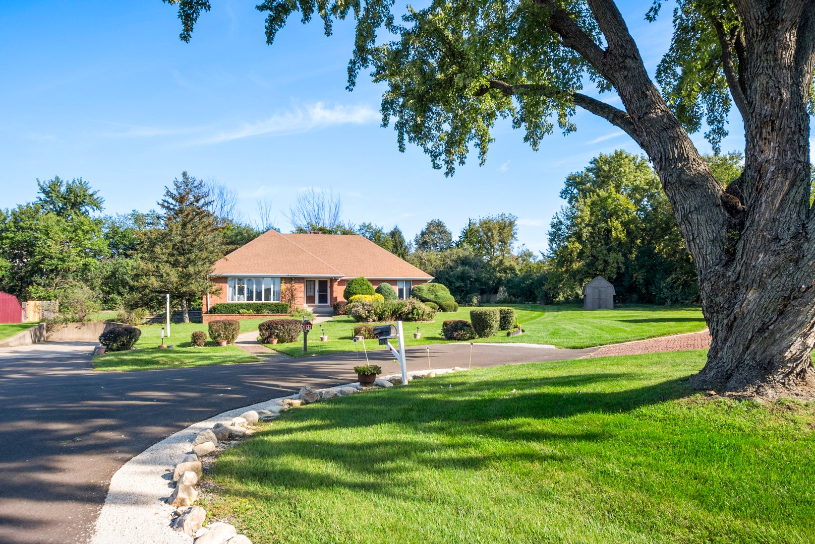 8120 Rosemere Court