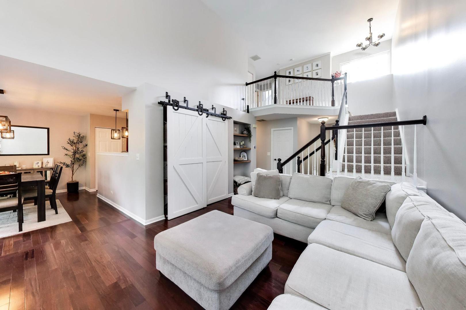 924 Ainsley Drive ---