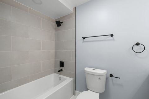 Tiny photo for 6007 N Sheridan Road #11K, Chicago, IL 60660 (MLS # 12481388)