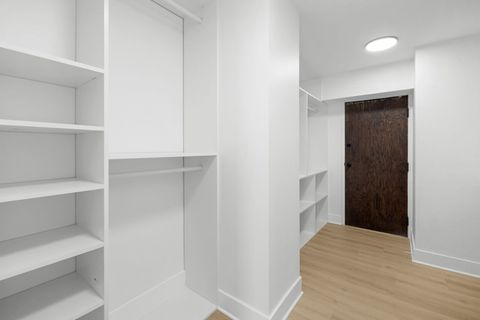 Tiny photo for 6007 N Sheridan Road #11K, Chicago, IL 60660 (MLS # 12481388)