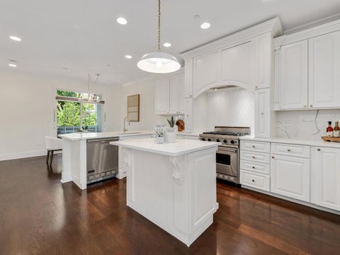 Tiny photo for 98 W Kennedy Lane, Hinsdale, IL 60521 (MLS # 12791061)