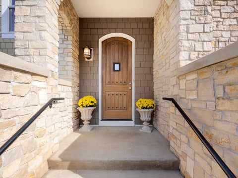 Tiny photo for 98 W Kennedy Lane, Hinsdale, IL 60521 (MLS # 12791061)