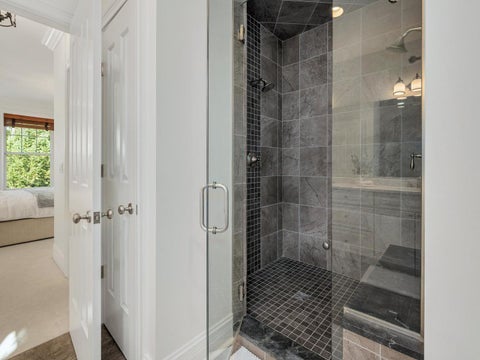 Tiny photo for 98 W Kennedy Lane, Hinsdale, IL 60521 (MLS # 12791061)