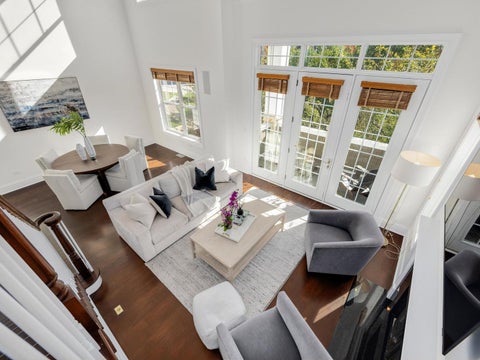 Tiny photo for 98 W Kennedy Lane, Hinsdale, IL 60521 (MLS # 12791061)