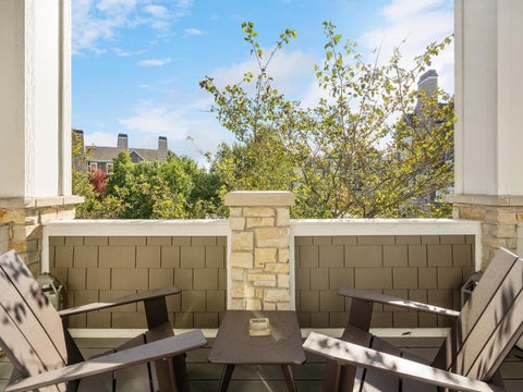 Tiny photo for 98 W Kennedy Lane, Hinsdale, IL 60521 (MLS # 12791061)