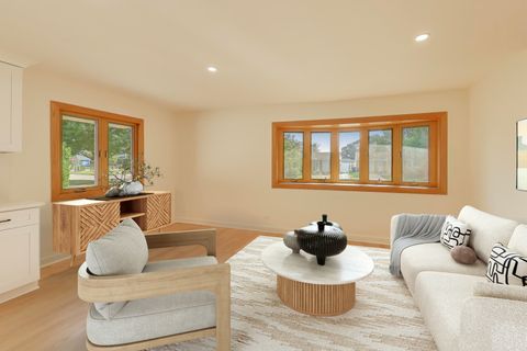 Tiny photo for 656 Jon Lane, Des Plaines, IL 60016 (MLS # 12510296)