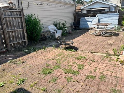 Tiny photo for 4160 W Eddy Street, Chicago, IL 60641 (MLS # 12411417)