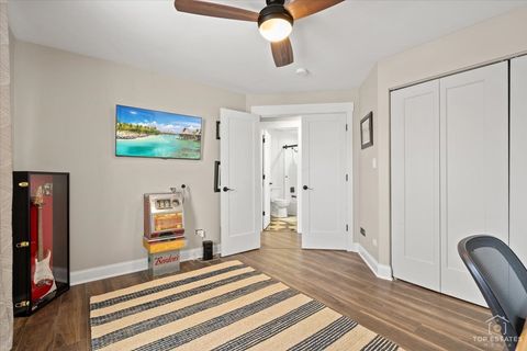 Tiny photo for 132 White Oak Court #5, Schaumburg, IL 60195 (MLS # 12594367)