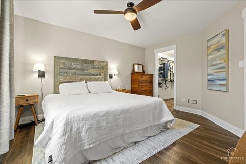 Tiny photo for 132 White Oak Court #5, Schaumburg, IL 60195 (MLS # 12594367)