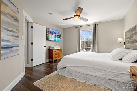 Tiny photo for 132 White Oak Court #5, Schaumburg, IL 60195 (MLS # 12594367)