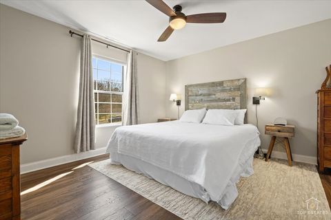 Tiny photo for 132 White Oak Court #5, Schaumburg, IL 60195 (MLS # 12594367)