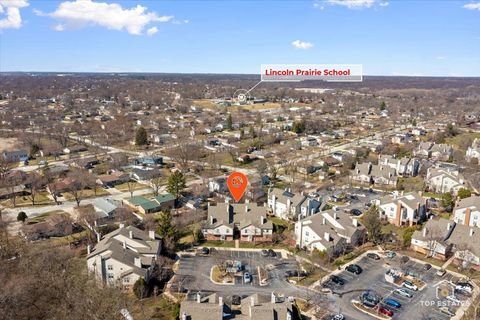 Tiny photo for 132 White Oak Court #5, Schaumburg, IL 60195 (MLS # 12594367)