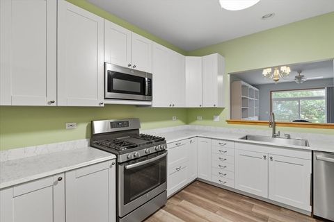 Tiny photo for 2346 Ashbrook Lane, Grayslake, IL 60030 (MLS # 12479070)