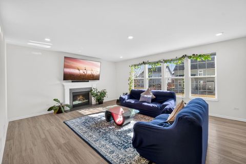 Tiny photo for 3803 Ivy Lane, Elgin, IL 60124 (MLS # 12624755)