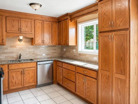 Tiny photo for 16908 Laramie Avenue, Oak Forest, IL 60452 (MLS # 12731330)