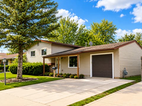 Tiny photo for 16908 Laramie Avenue, Oak Forest, IL 60452 (MLS # 12731330)