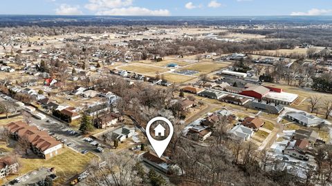 Tiny photo for 870 47th Avenue #2, East Moline, IL 61244 (MLS # 12564596)