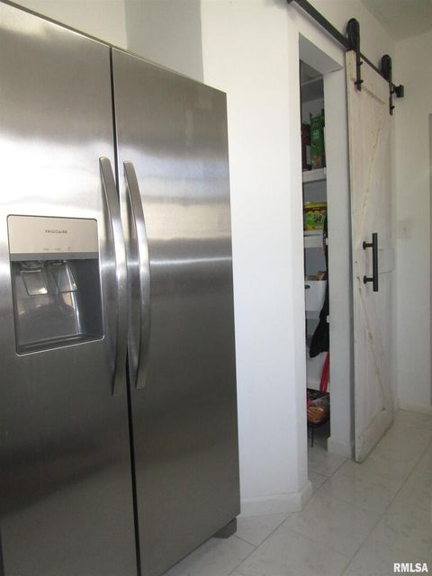 Tiny photo for 302 2ND Street, Carmi, IL 62821 (MLS # EB459969)