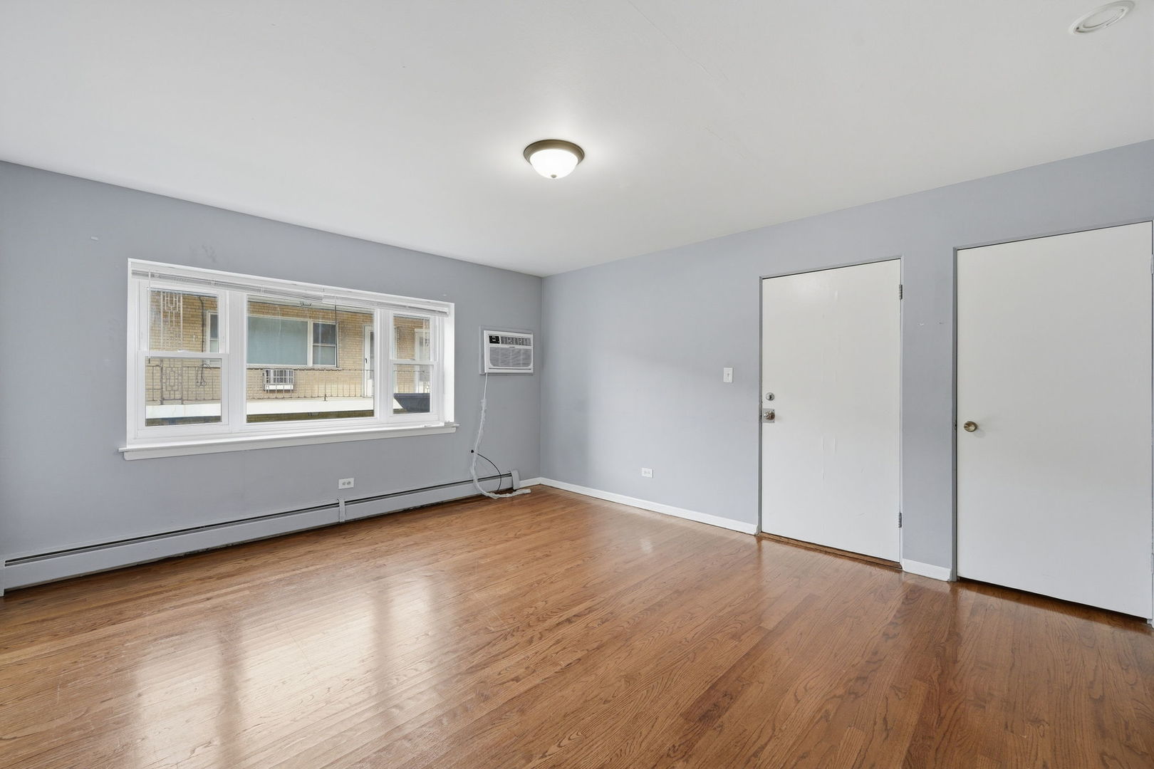 1809 S Harlem Avenue