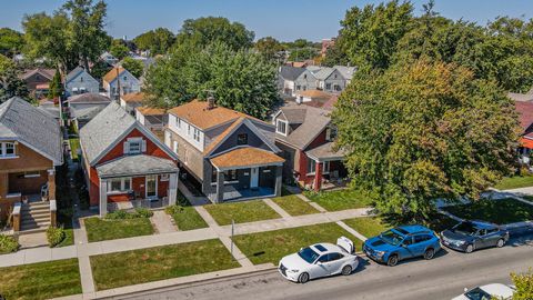 Tiny photo for 2636 Lombard Avenue, Berwyn, IL 60402 (MLS # 12482064)