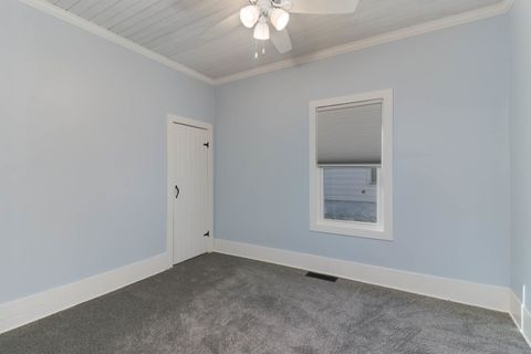 Tiny photo for 507 W Oakland Avenue, Bloomington, IL 61701 (MLS # 12595829)