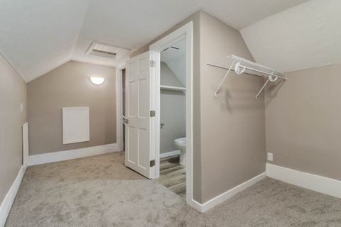 Tiny photo for 507 W Oakland Avenue, Bloomington, IL 61701 (MLS # 12595829)