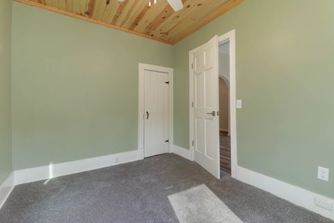 Tiny photo for 507 W Oakland Avenue, Bloomington, IL 61701 (MLS # 12595829)