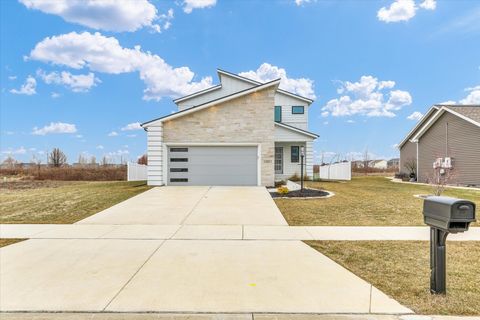 Photo of 507 Harpers Ferry, Savoy, IL 61874 (MLS # 12538760)
