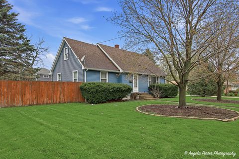 Tiny photo for 937 Wicker Street, Woodstock, IL 60098 (MLS # 12622078)
