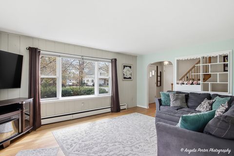 Tiny photo for 937 Wicker Street, Woodstock, IL 60098 (MLS # 12622078)