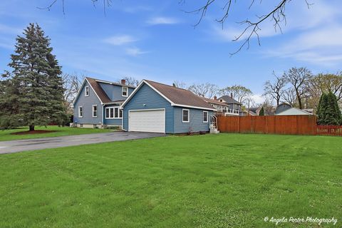 Photo of 937 Wicker Street, Woodstock, IL 60098 (MLS # 12622078)