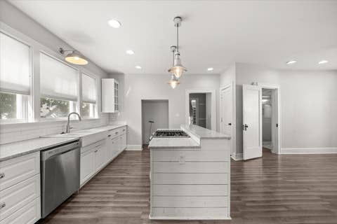 Tiny photo for 515 N Hennepin Avenue, Dixon, IL 61021 (MLS # 12681071)