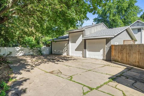 Tiny photo for 515 N Hennepin Avenue, Dixon, IL 61021 (MLS # 12681071)