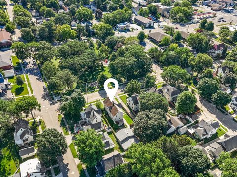Tiny photo for 515 N Hennepin Avenue, Dixon, IL 61021 (MLS # 12681071)